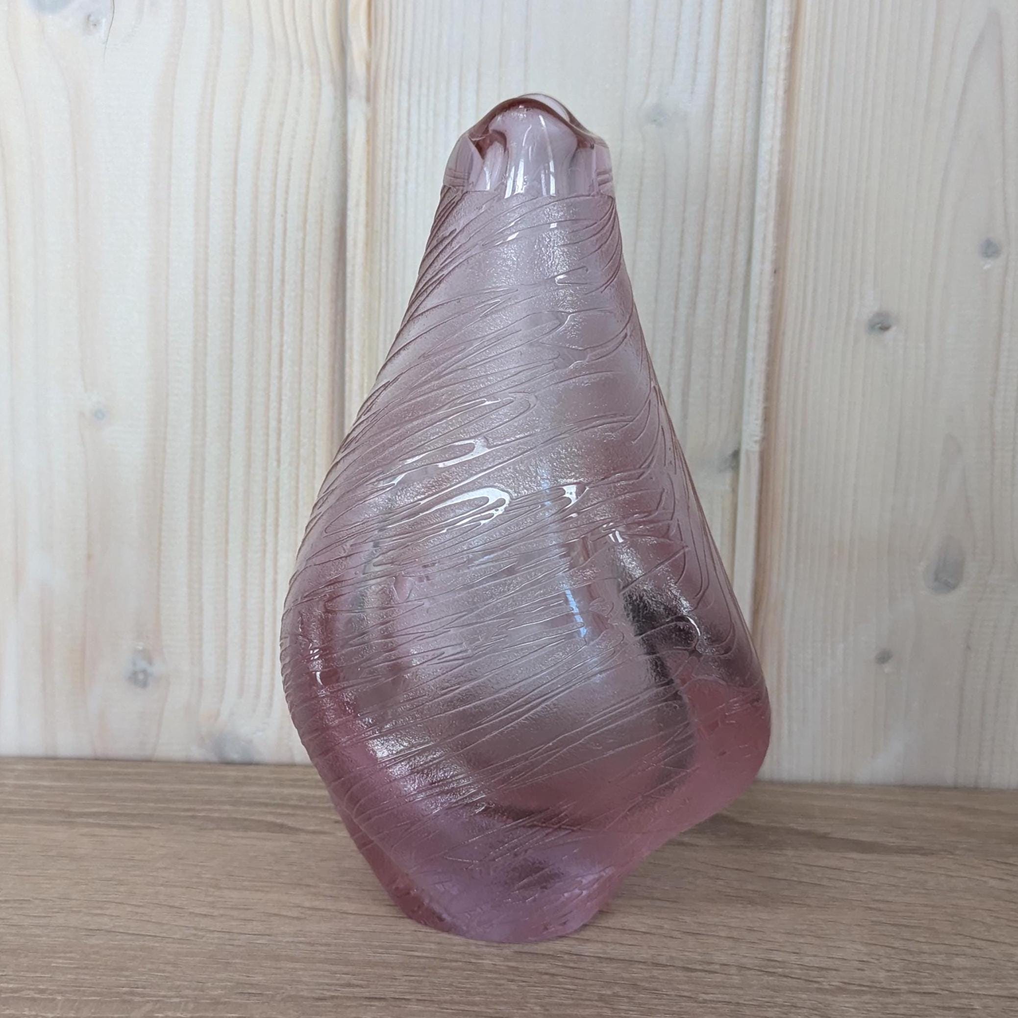 Alexandrit Glass Vase, Lavender Czech Bohemian Mid-Century Modern, 1960s Miroslav Klinger Design