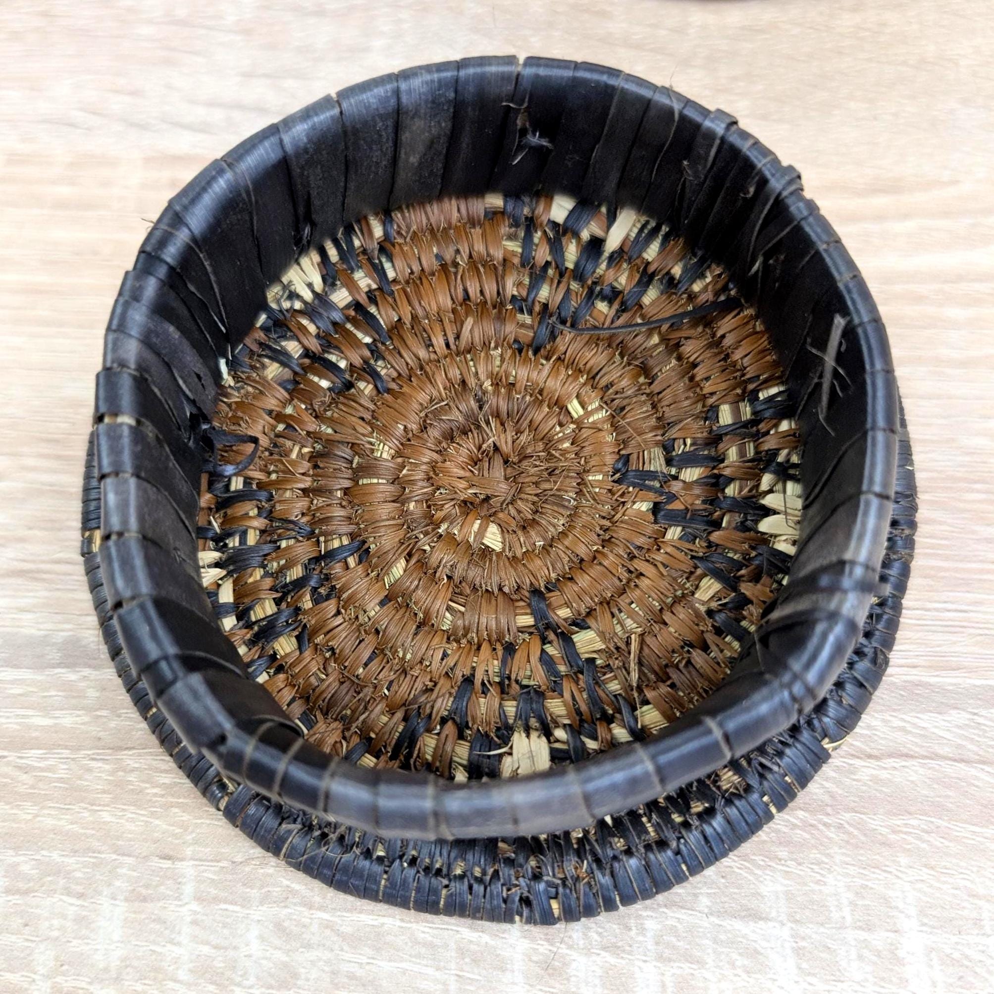 African Coiled Grass Basket with Lid, Geometric Pattern, Hand Woven, Natural Brown Black, Tribal Folk Art, 1970s 1980s