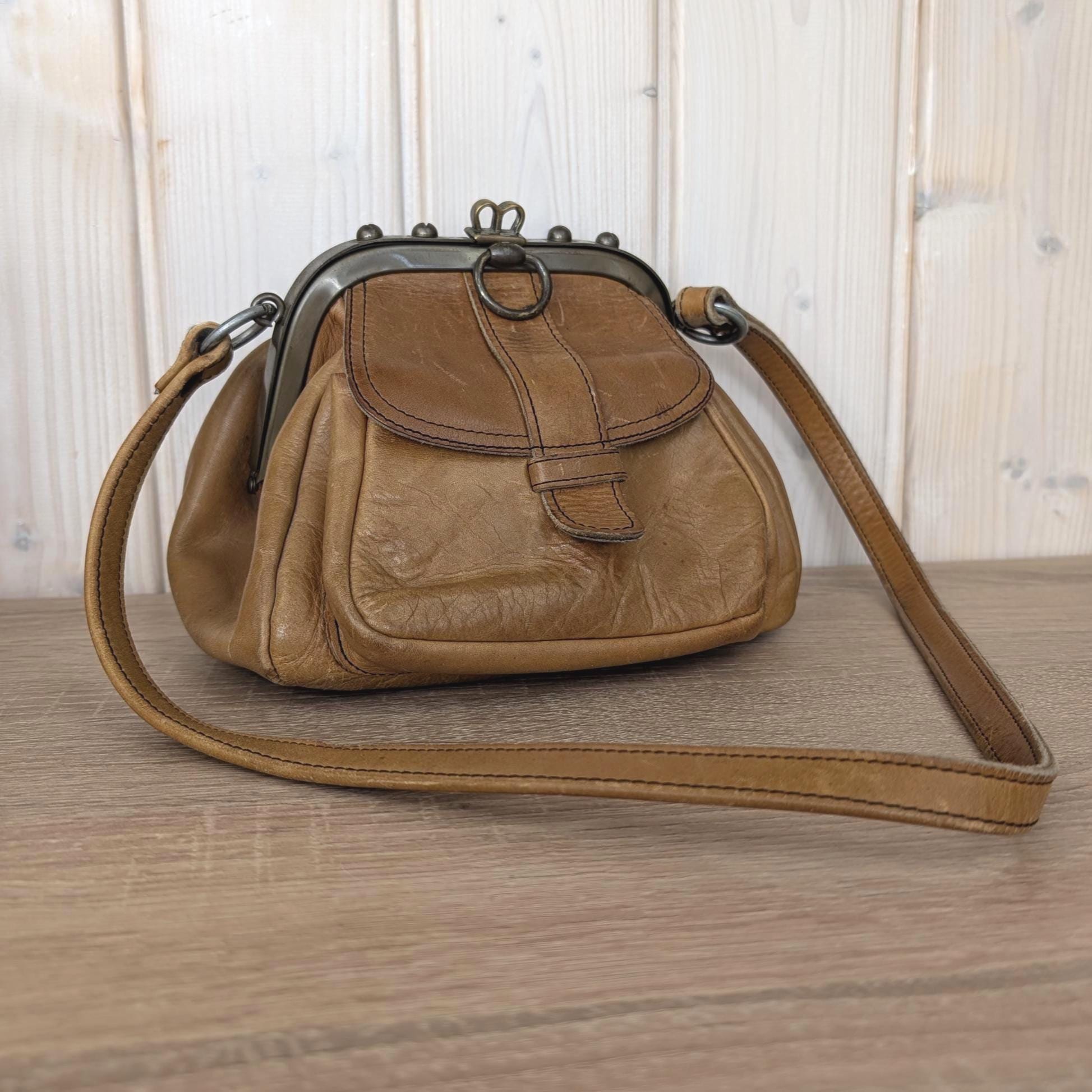 Vintage Norwegian Leather Kiss Lock Shoulder Bag, Caramel Brown Crossbody, 1970s Genuine Leather