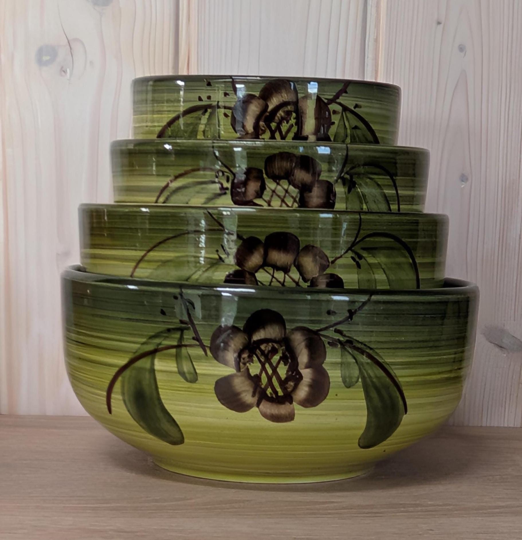 Vintage Aalen Handpainted Bowl Set, Green Floral Ceramic, West Germany 1970s, Set of 4 Nesting Bowls