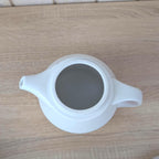 Arzberg Sizilia 3000 Coffee Tea Pot, Hans Theo Baumann, Feuerfest, Orange Red, 1970s German Porcelain