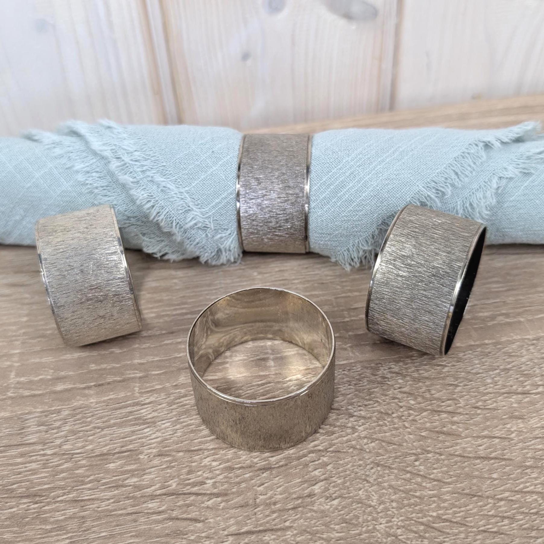 Brushed Silver Napkin Rings Set, Silver Plated, Vintage Table Decor