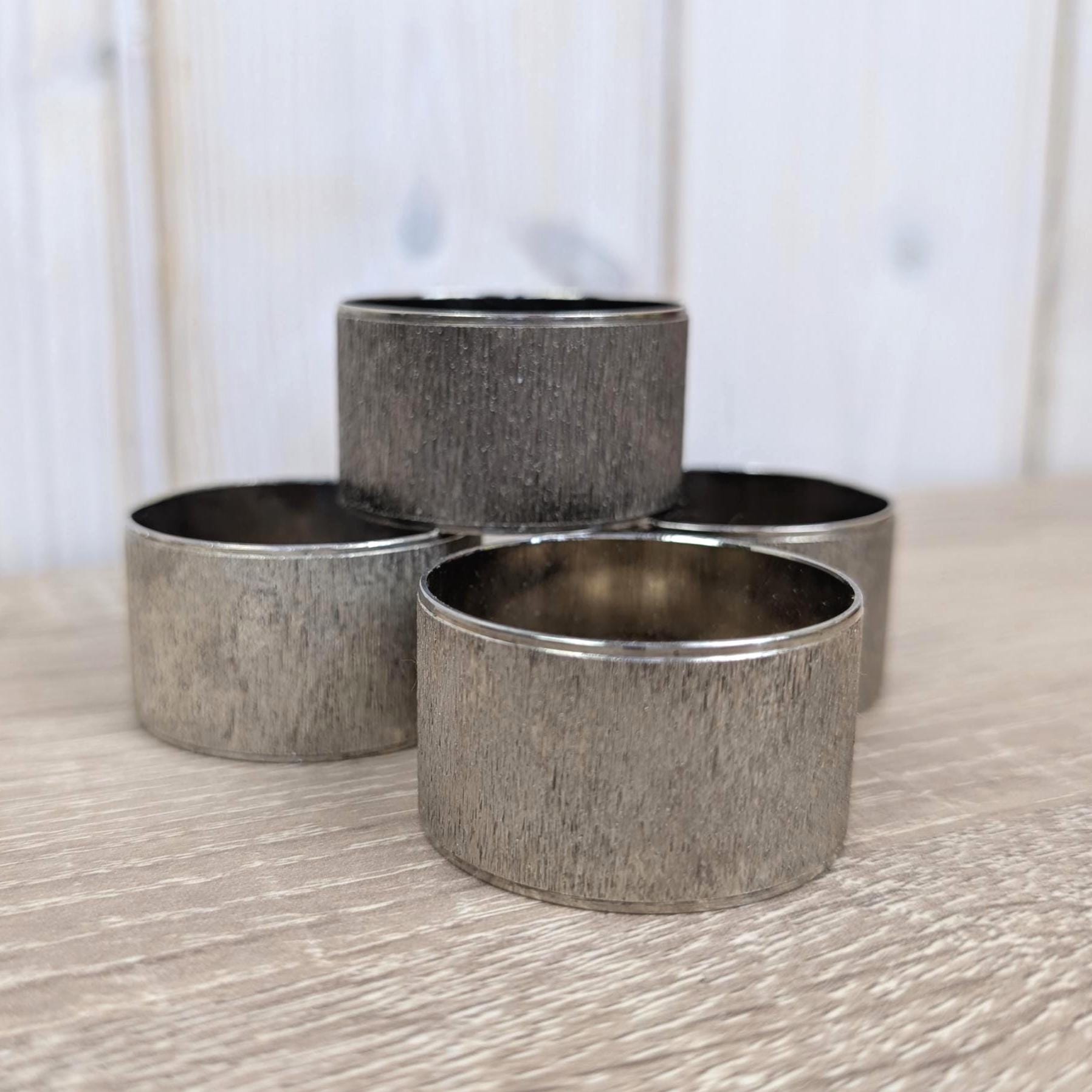 Brushed Silver Napkin Rings Set, Silver Plated, Vintage Table Decor