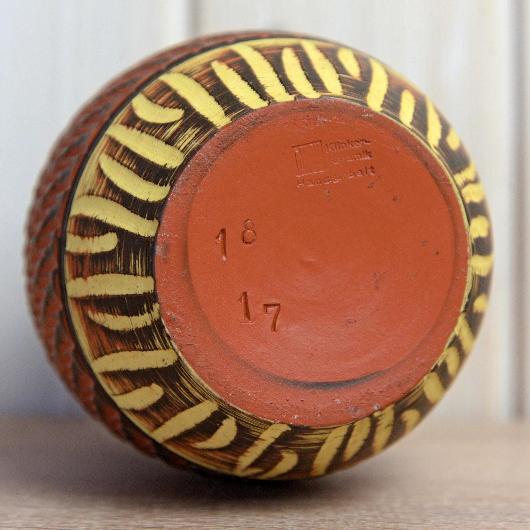 Akru Klinker 18-17 Vase West Germany, Mid Century Ceramic, Carved Geometric Decor Brown Yellow Pottery