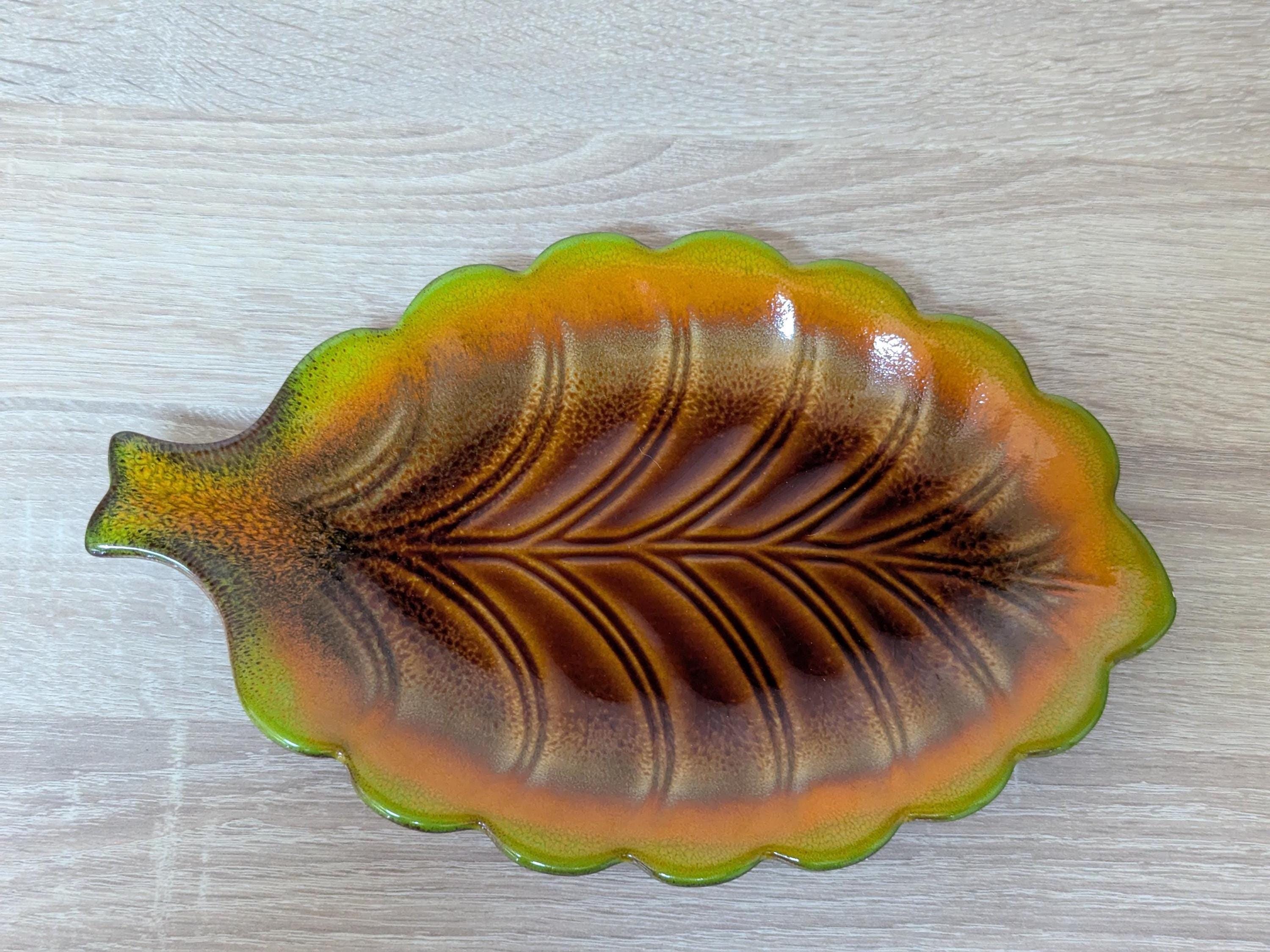 Leaf Shaped Vintage Serving Plate - Hungarian Ceramics #229-29 - Fall decor - Candy dish - Hungary 1950's
