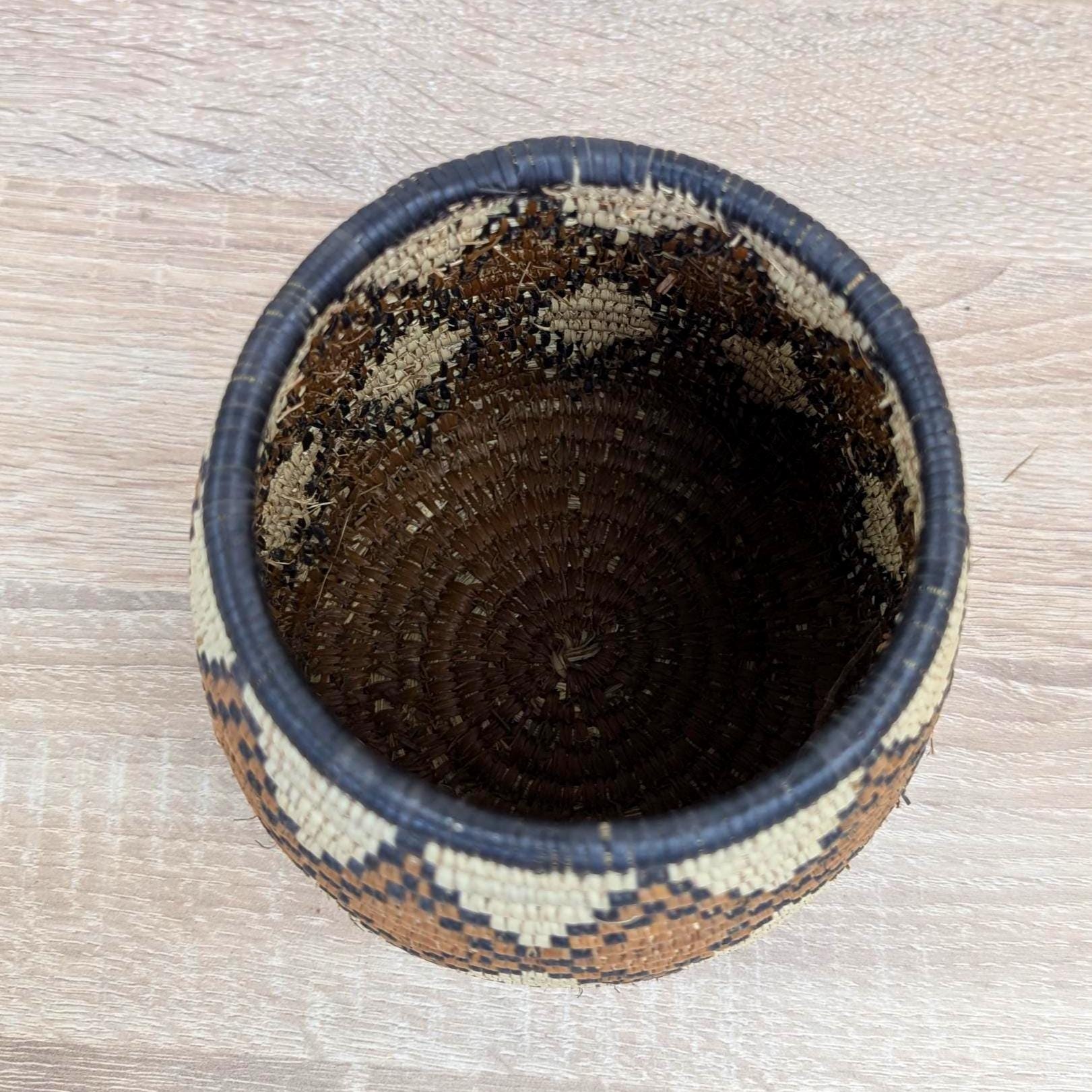 African Coiled Grass Basket with Lid, Geometric Pattern, Hand Woven, Natural Brown Black, Tribal Folk Art, 1970s 1980s