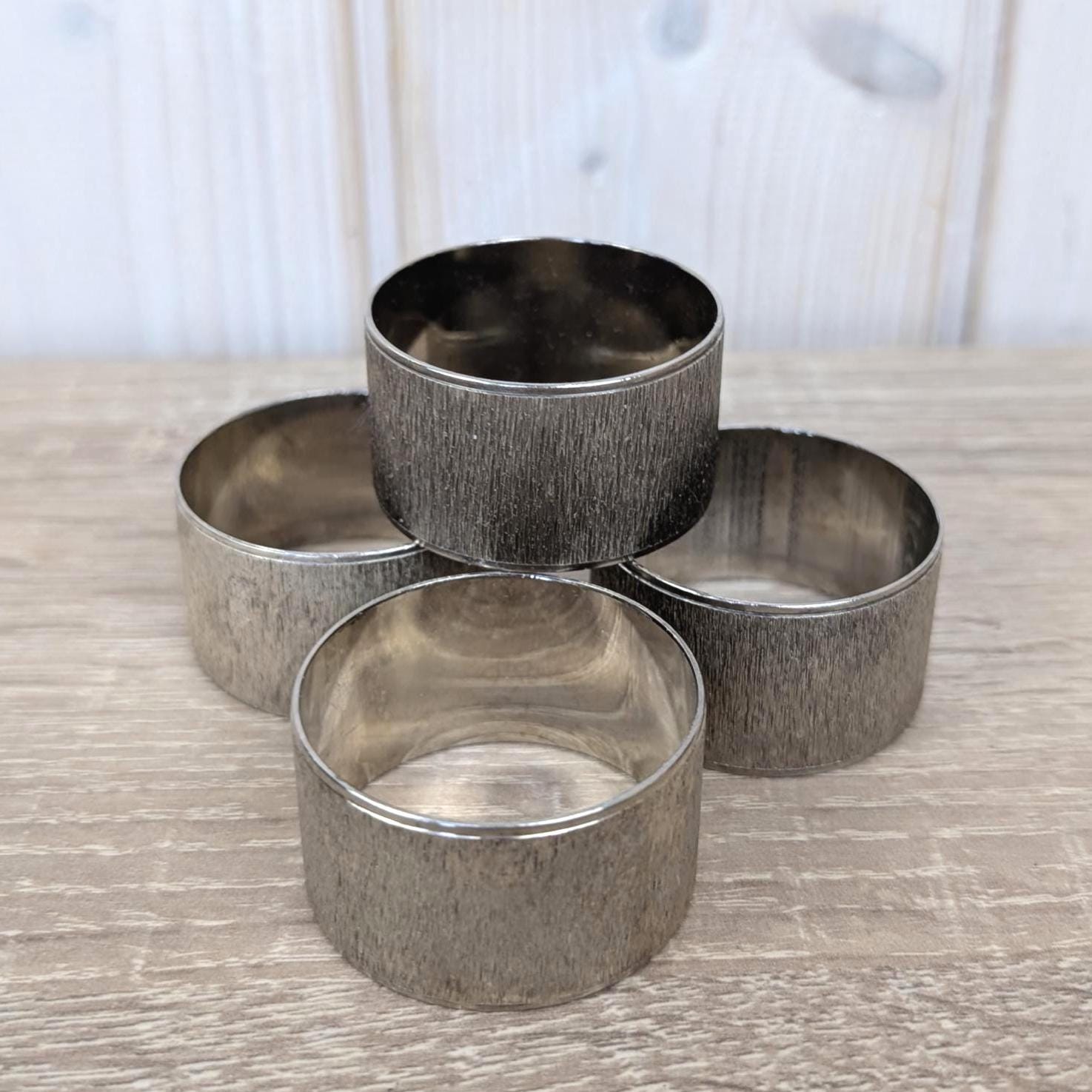 Brushed Silver Napkin Rings Set, Silver Plated, Vintage Table Decor