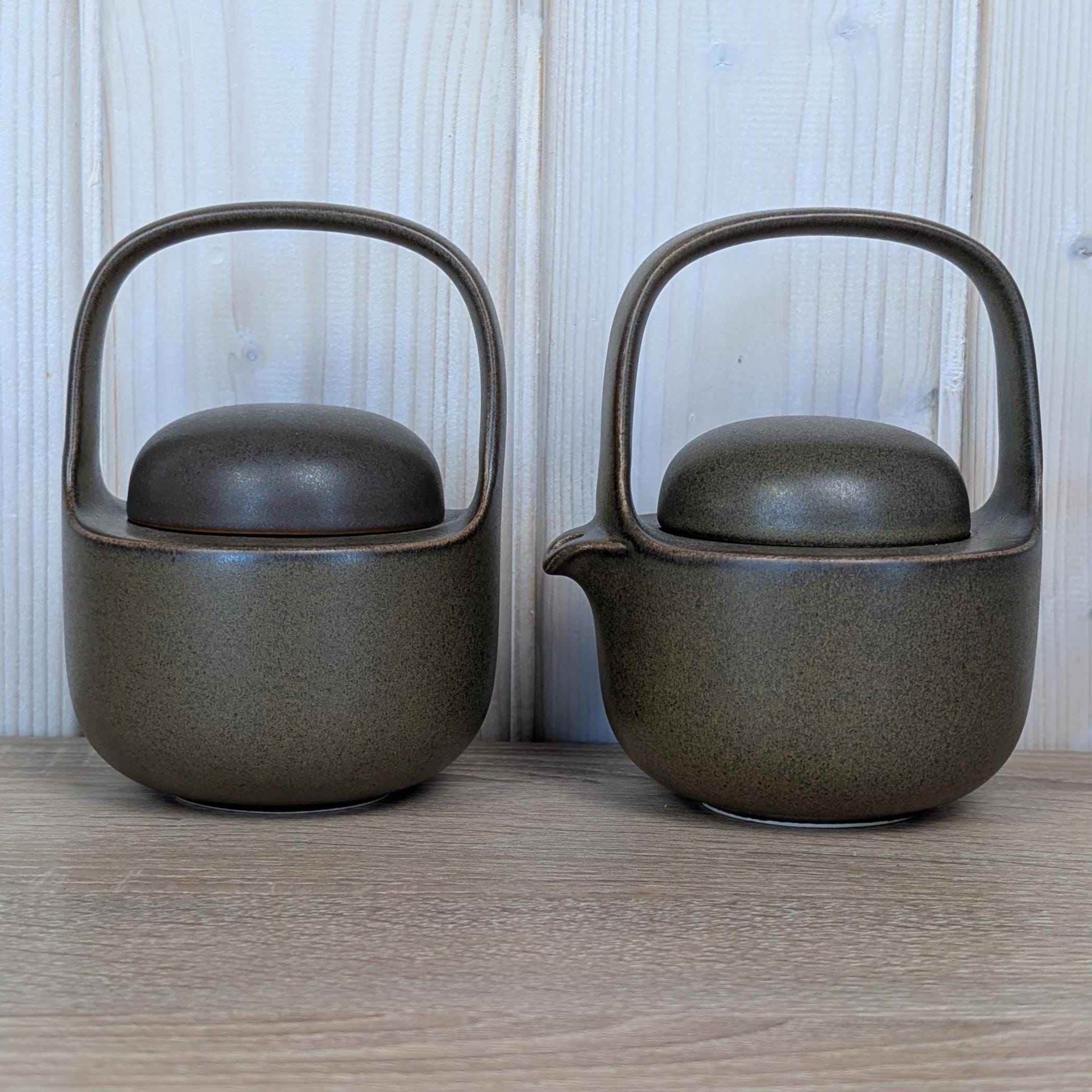 Rosenthal Kaari Sugar Bowl & Cream Pitcher Set, Germany, 1979–1980 Studio Line by Tapio Wirkkala, 100 Years Anniversary