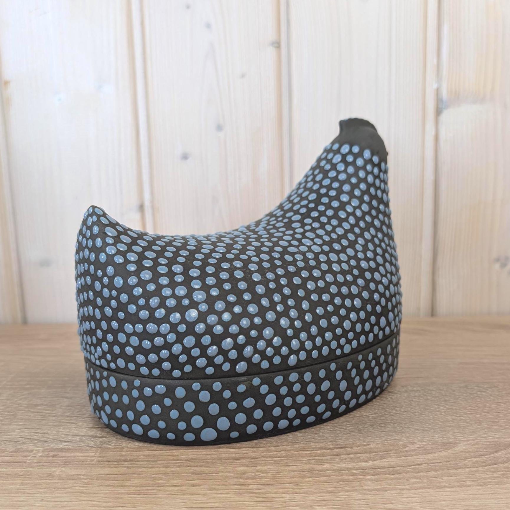 Kaarina Aho Munakana Arabia Finland, Rare Ceramic Hen Box, Dark Black Blue Dots, Blue Interior Glaze, Mid-Century Finnish Design, 1950s