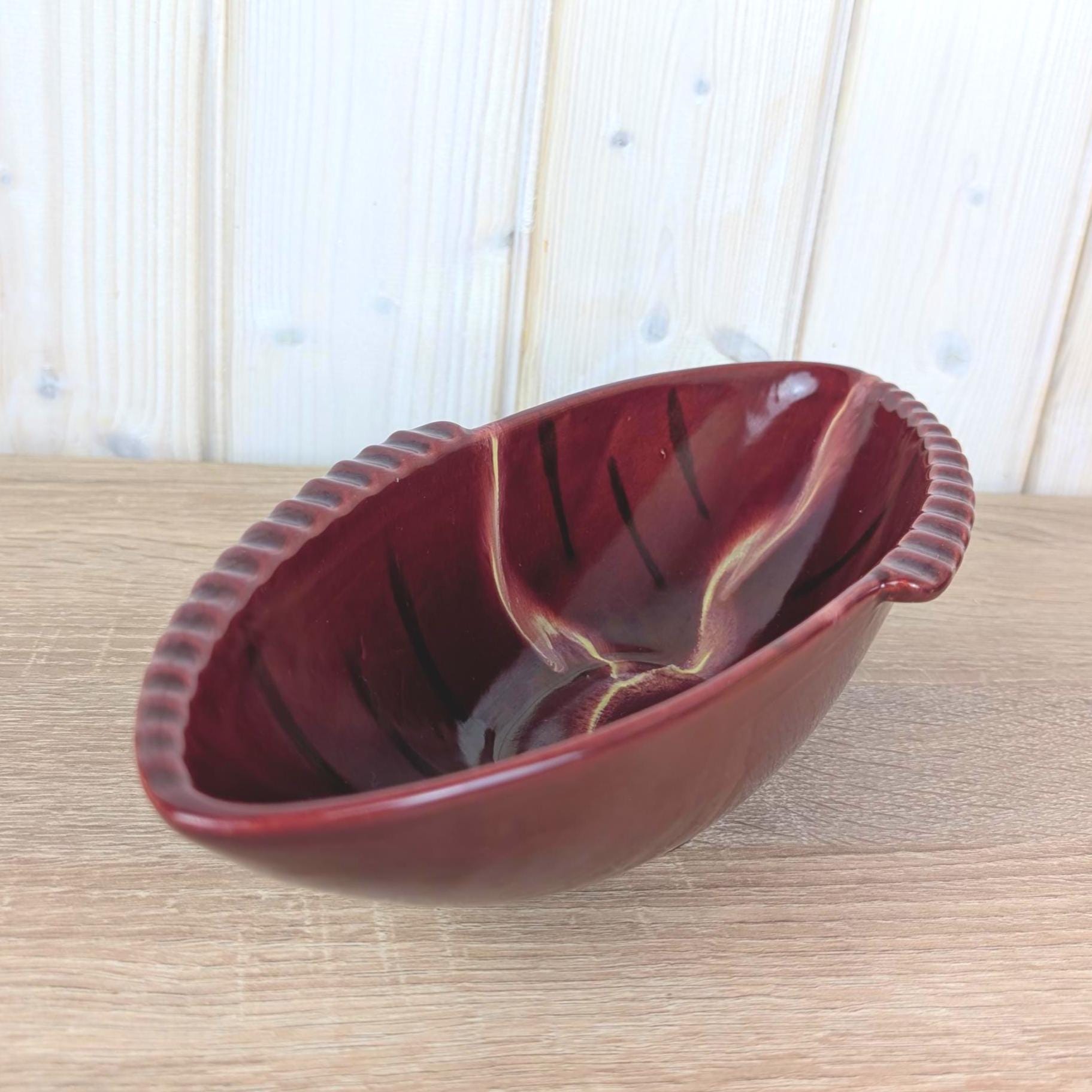 Rare VEB Gräfenroda Hortensie Ceramic Bowl, Deep Red Glaze, DDR East German, Vintage 1960s