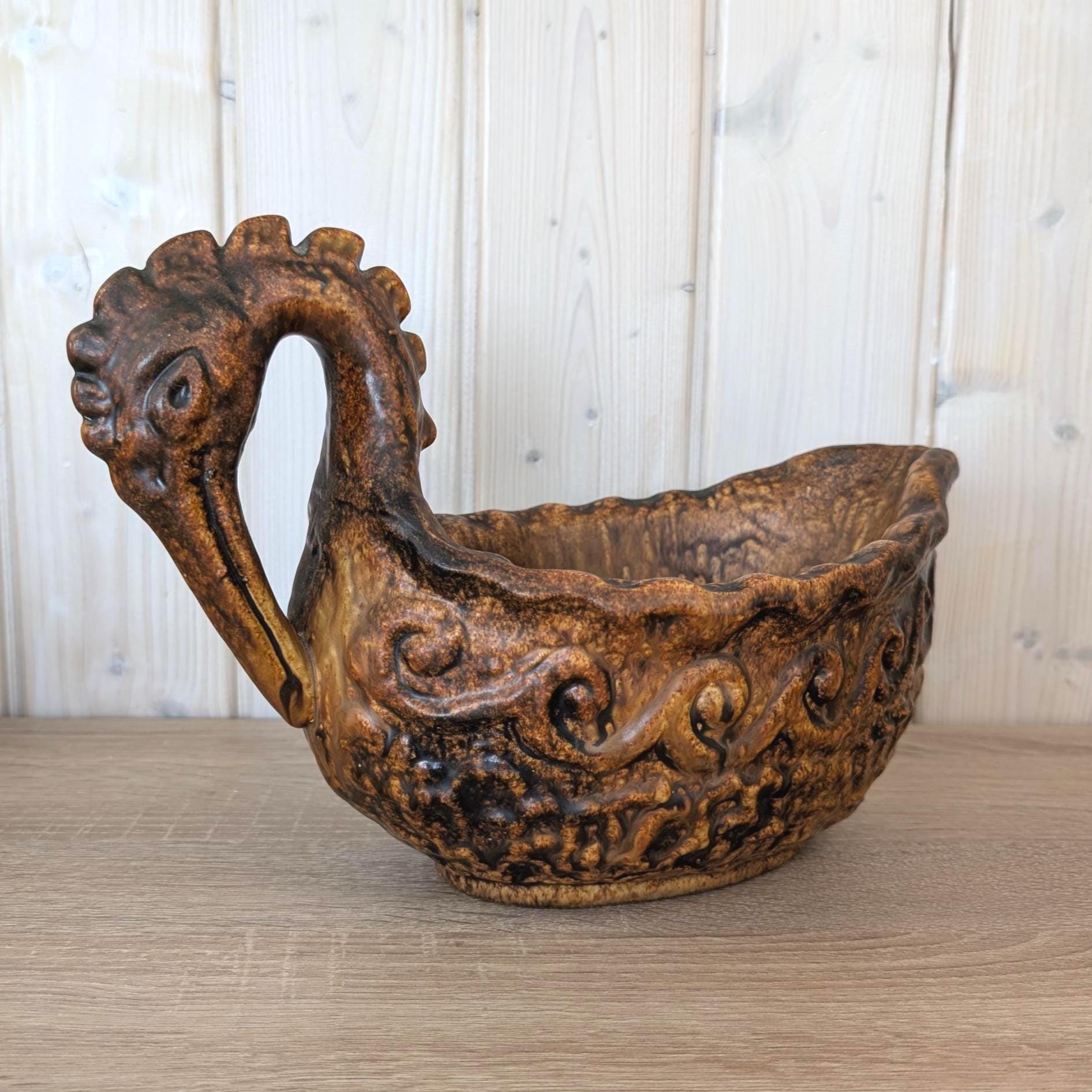 Jasba West Germany Bird Bowl Fat Lava, ølhøne Beer Hen, Brown Glaze, 1960s
