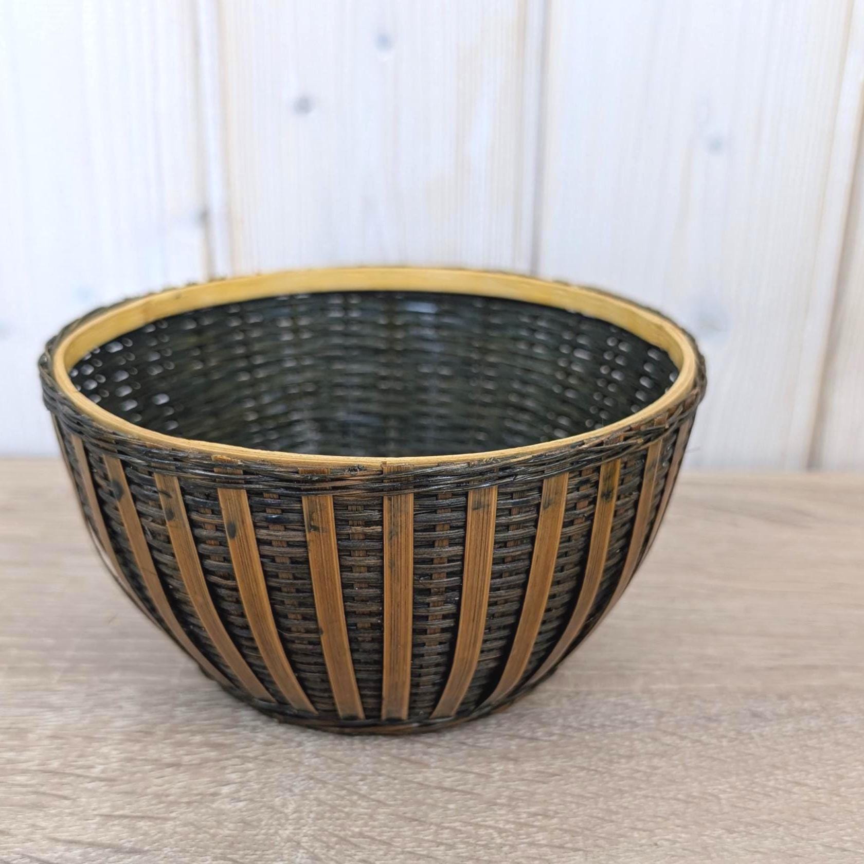 Wicker Bamboo Hen Basket with Lid, Chicken Storage Basket, Red Wood Comb, Glass Eye, Farmhouse Decor, 1970s