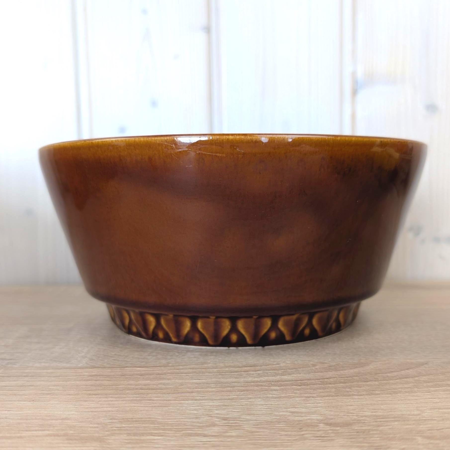 DDR GDR Heike Stoneware Nesting Bowl Set of 4, Amber Brown Glaze, Relief Base, East Germany, Torgau, 1970s