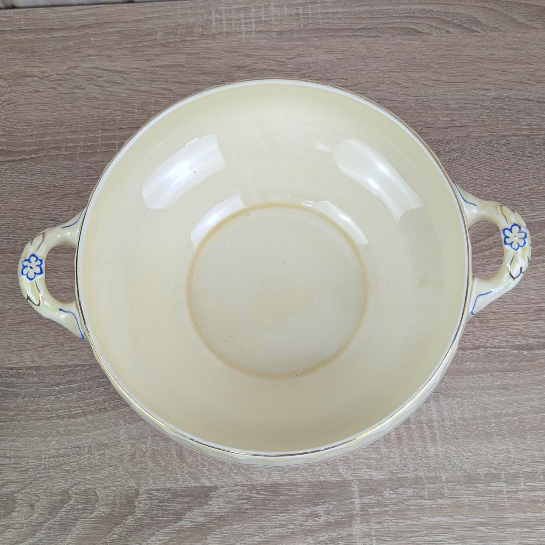 Grindley England Soup Tureen, Cream Earthenware, Blue Floral and Gold Trim, Staffordshire, circa 19361954