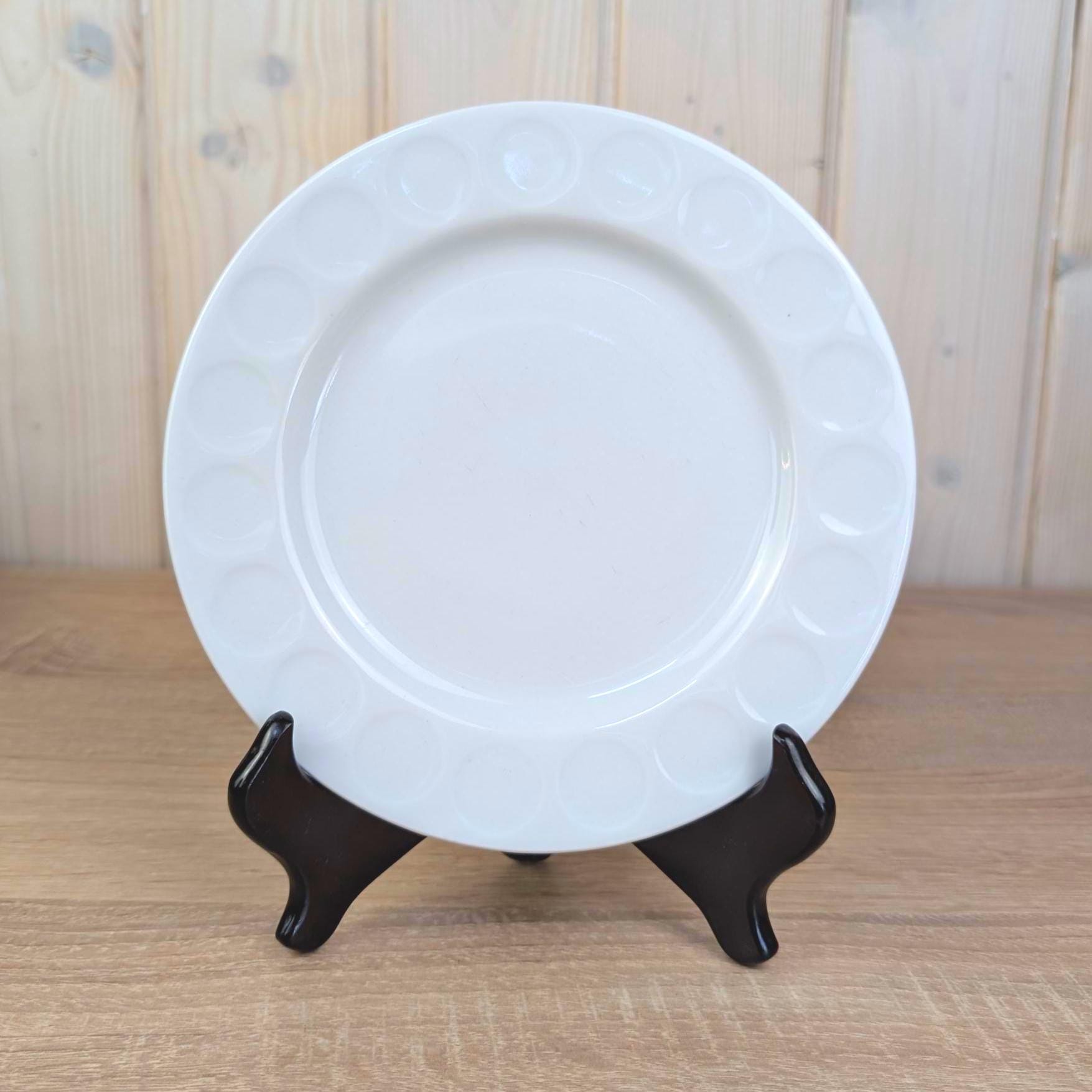 Breakfast Plates set of 8, Kahla Duett, white porcelain, circle relief rim, GDR East Germany, 1960s 1970s