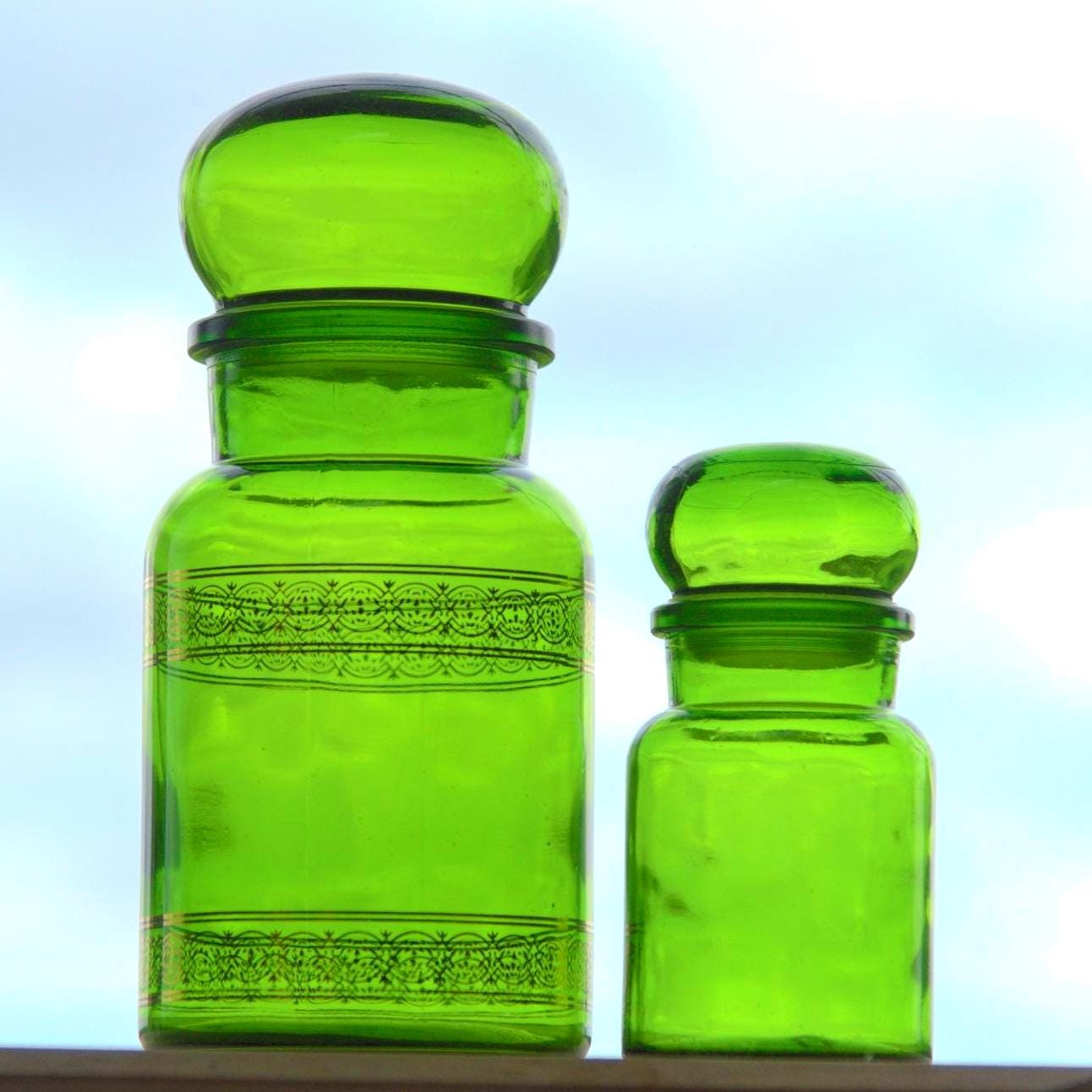 Belgian Green Glass Apothecary Jar Set of 2, Bubble Stopper, 1970s, Made in Belgium, MCM Kitchen