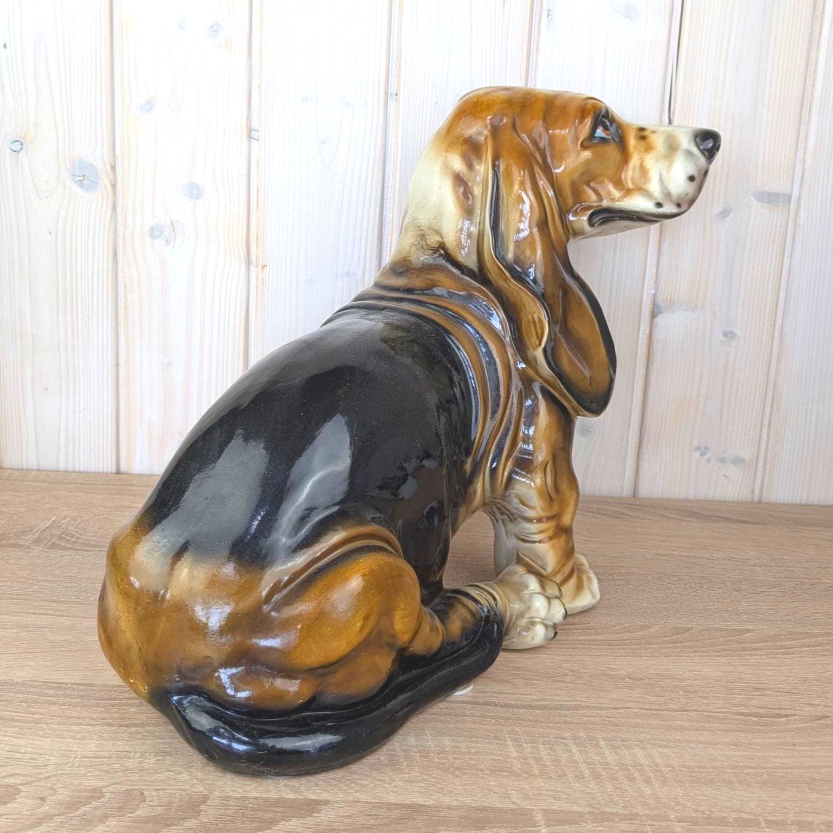 Large Vintage Ceramic Basset Hound Figurine, Italian Style, Hand-Painted Gloss Glaze, Mid-Century Dog Statue, 1960s 1970s