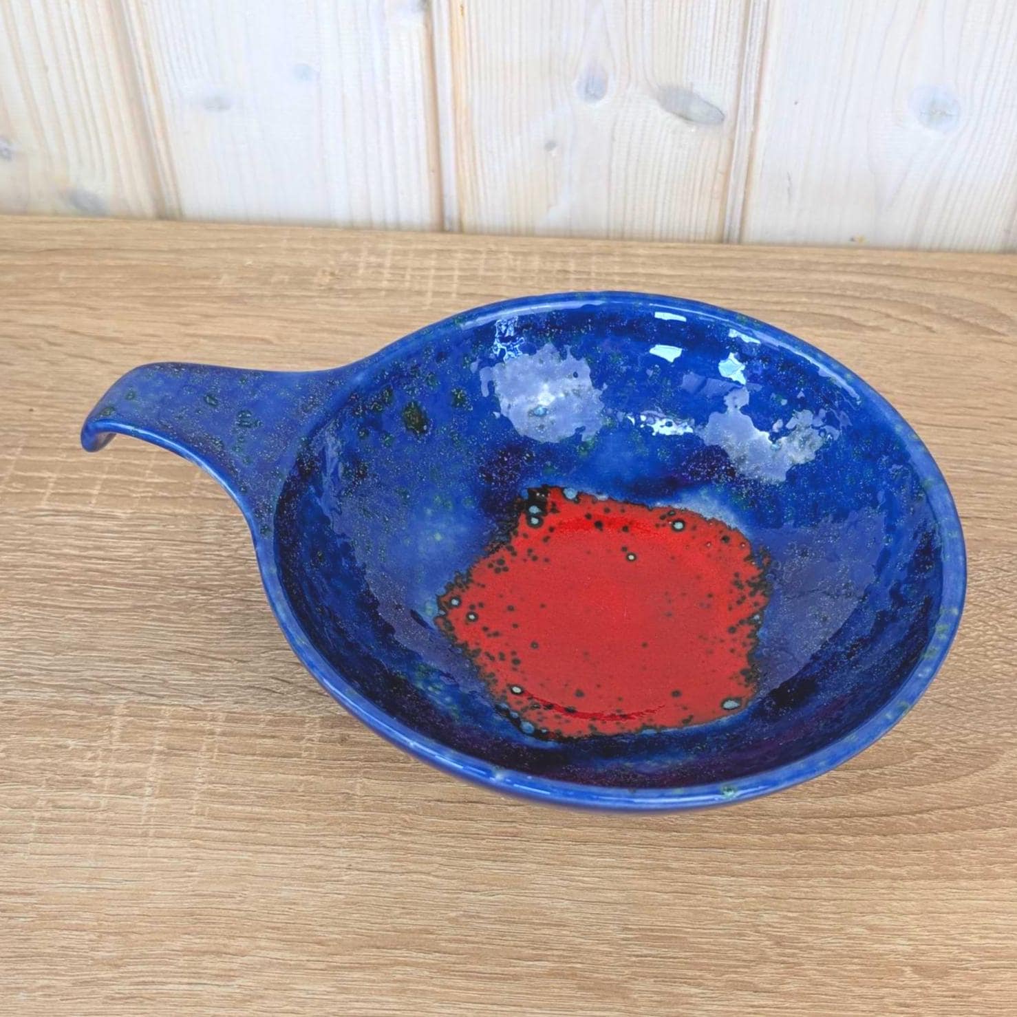 Dümler Breiden 206/18 Fat Lava Bowl with Handle, Cobalt Blue Red Glaze, West Germany, 1970s
