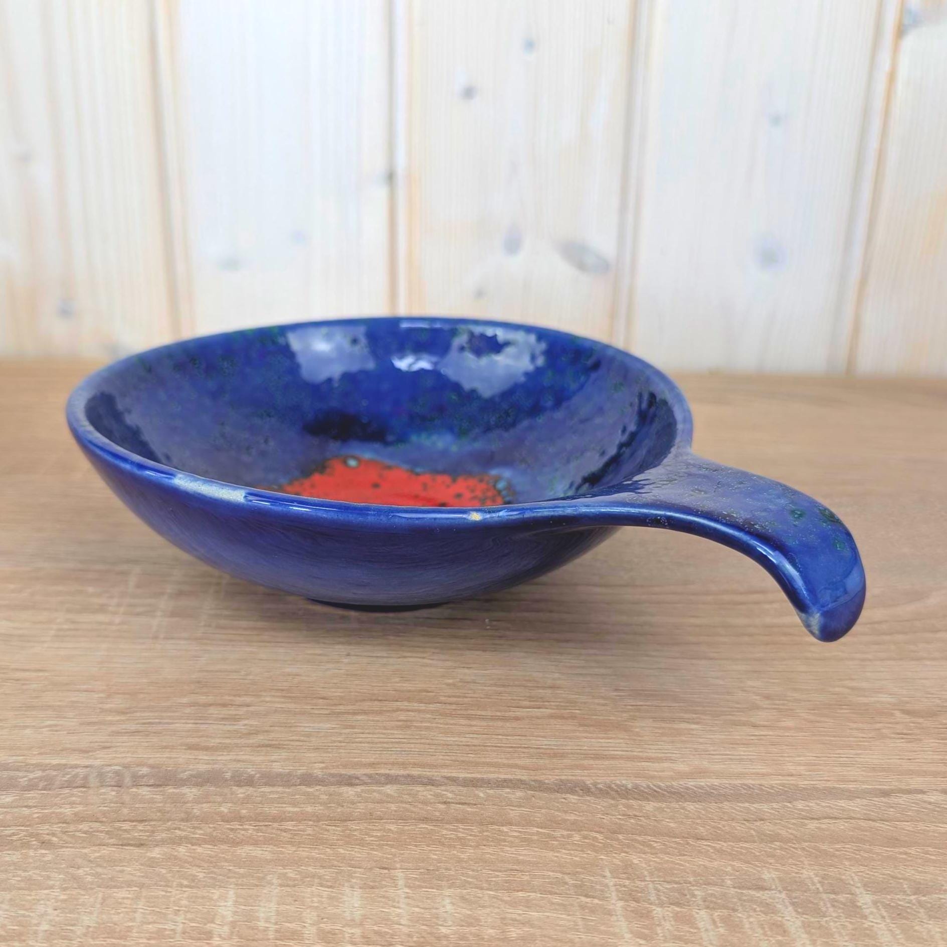 Dümler Breiden 206/18 Fat Lava Bowl with Handle, Cobalt Blue Red Glaze, West Germany, 1970s