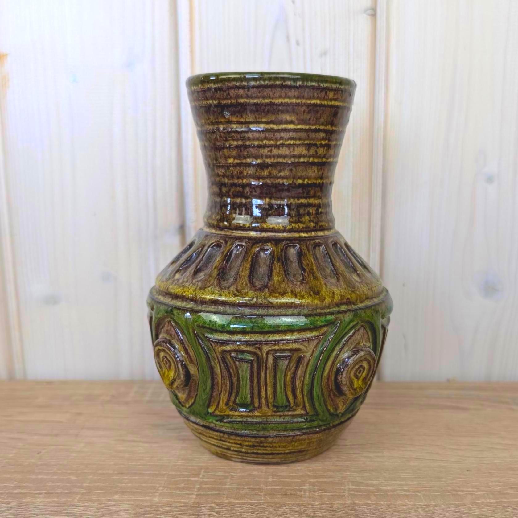 Fratelli Fanciullacci or Pugi Italian ceramic vase, relief decor, 1960s, Montelupo, green brown glaze, studio pottery