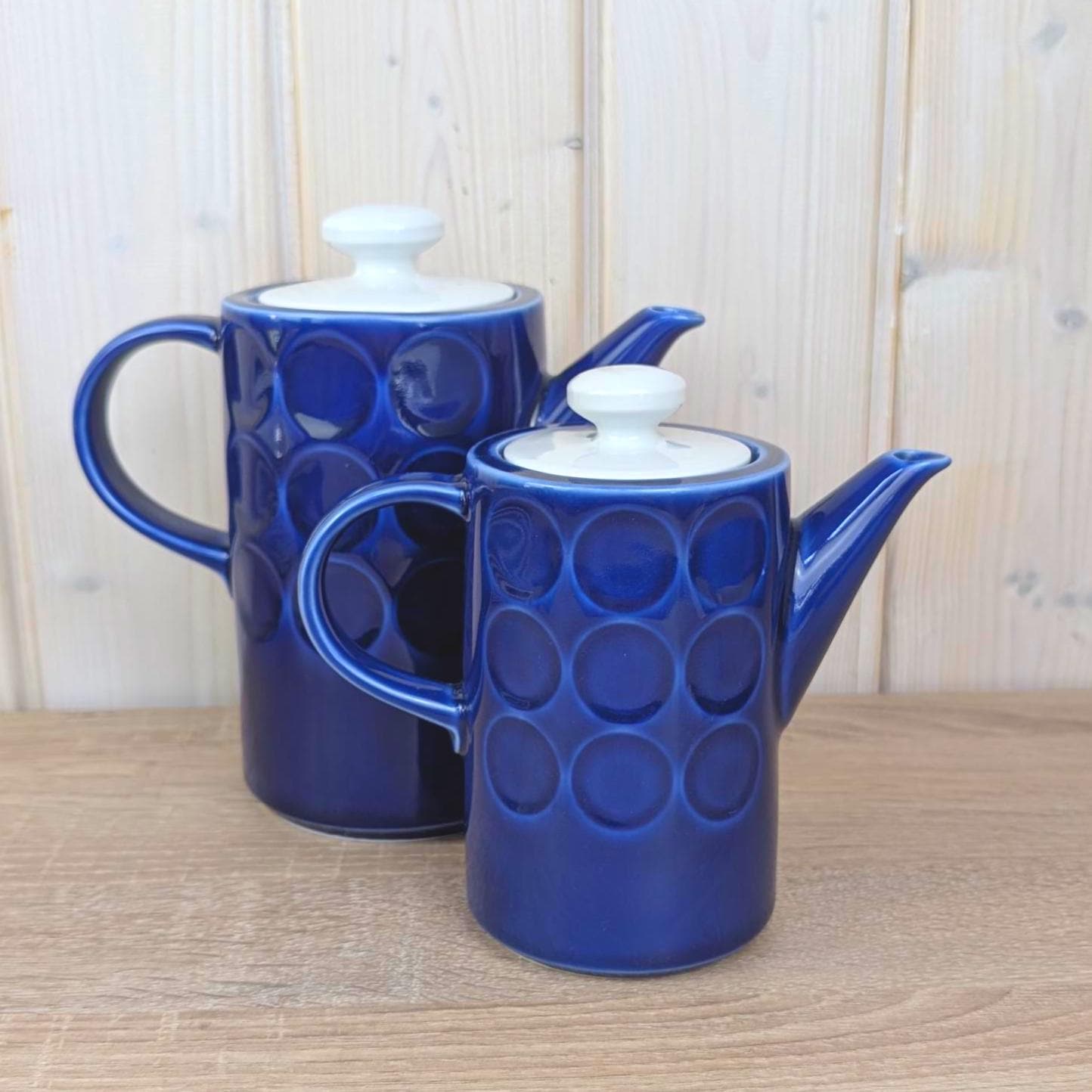 Coffee pot and Tea pot set, Kahla Duett, cobalt blue porcelain, circle relief, GDR East Germany, 1960s 1970s