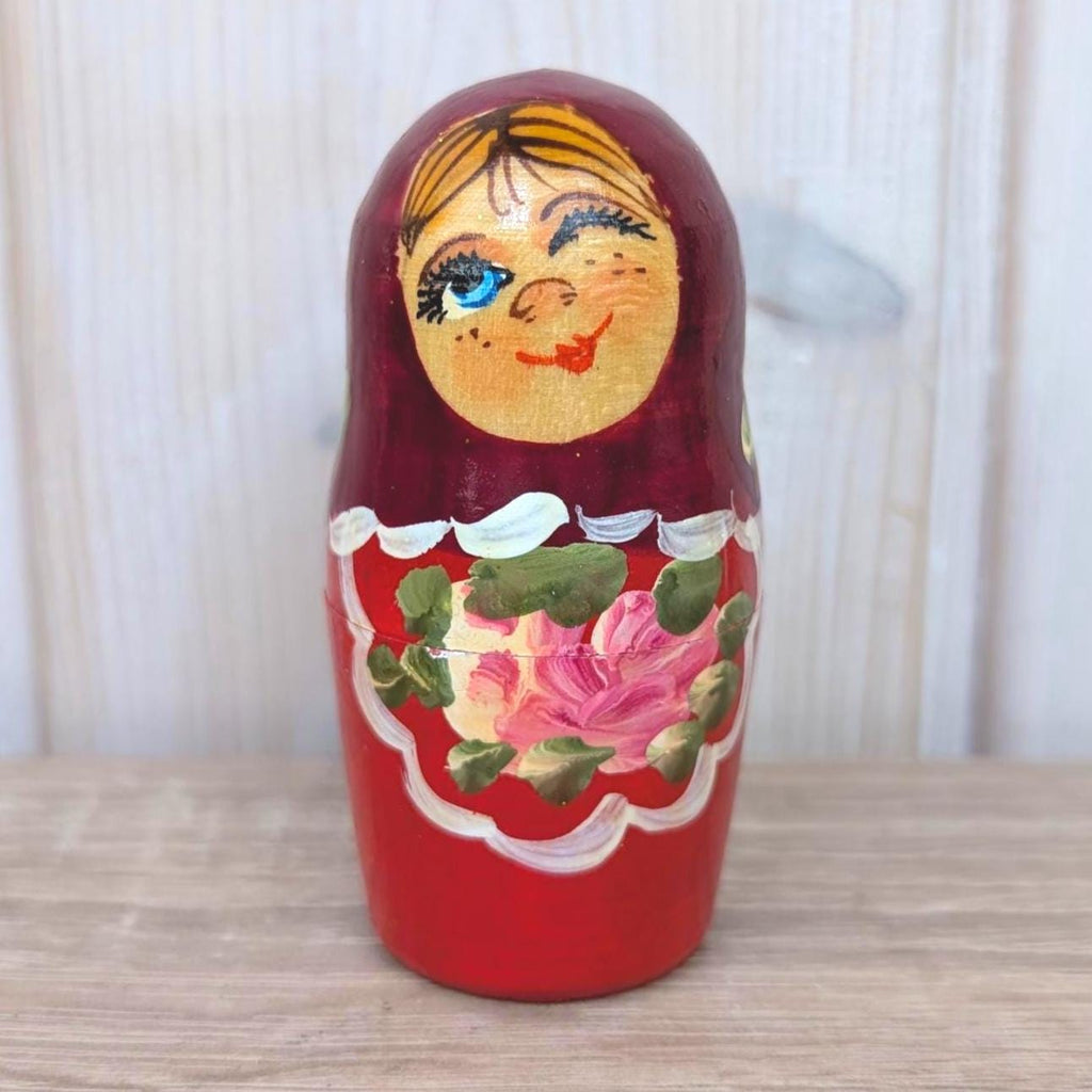 Matryoshka Nesting Dolls Set of 5, Hand Painted Wood, Russian Folk Art, Floral Red, 1980s