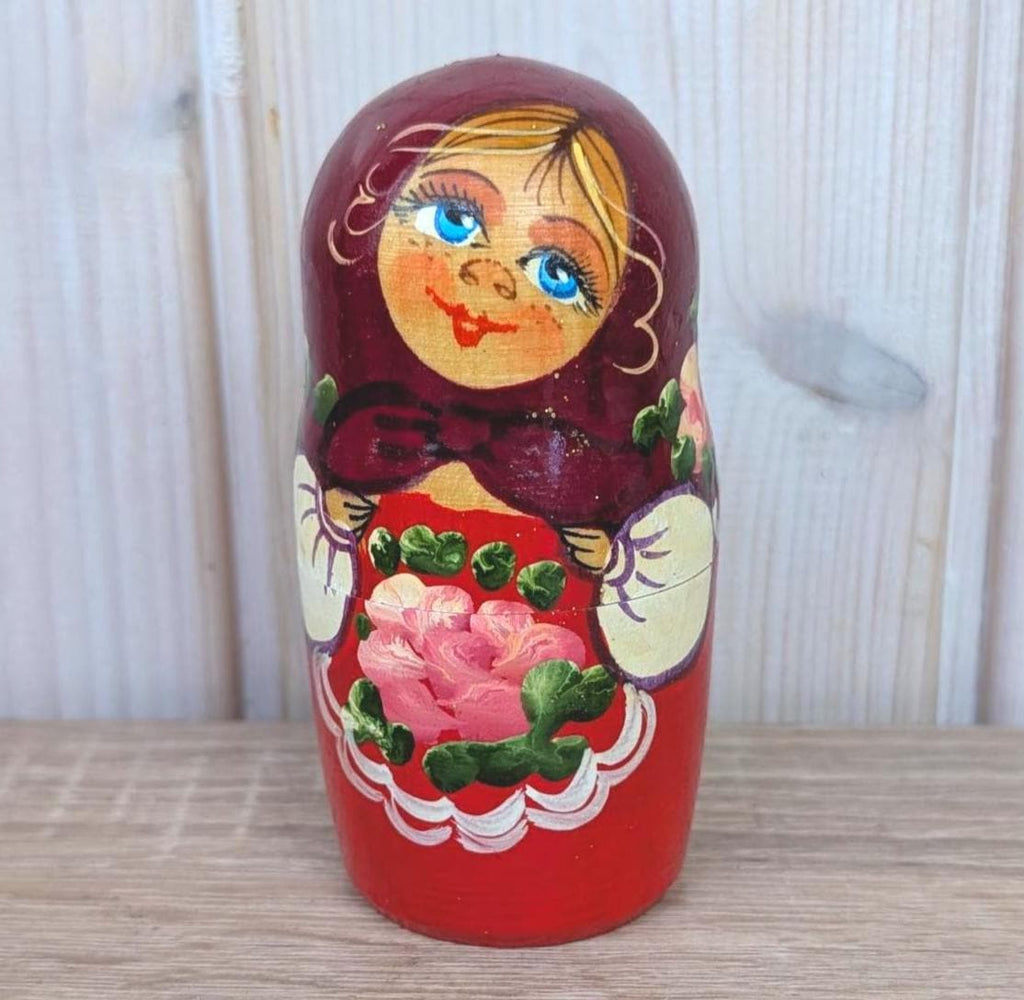 Matryoshka Nesting Dolls Set of 5, Hand Painted Wood, Russian Folk Art, Floral Red, 1980s