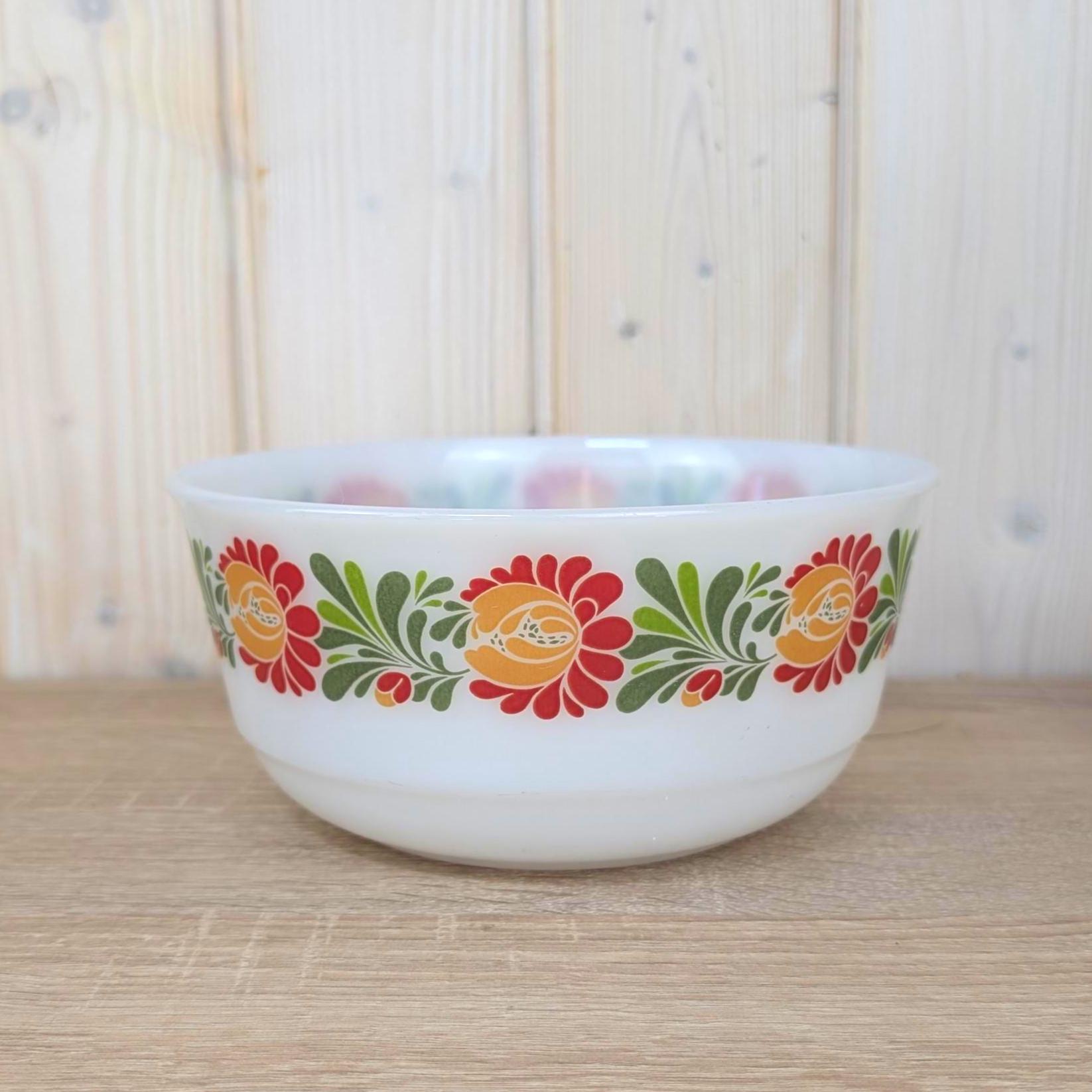 Glass Nesting Bowls, Schott Mainz Jenaer Set of Two, Folk Art Tulip Decor, Opal Glass, 1970s Germany