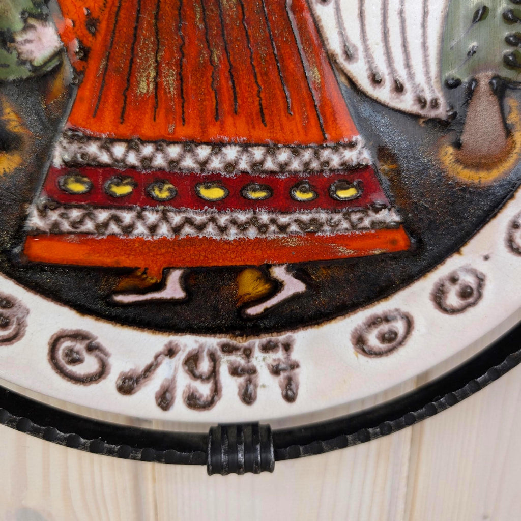 WMF Weihnachtsteller 1977, ceramic Christmas plate, handgemalt, angel, wrought iron frame