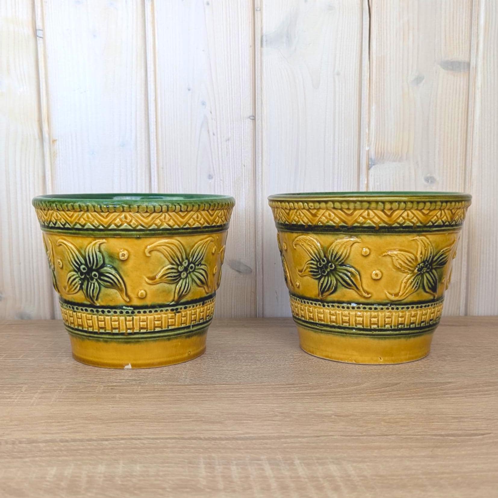 Fohr Keramik planters 184/15, set of 2, West Germany, mustard green, 1960s, flower pot pair